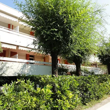 Apartament Auriga *